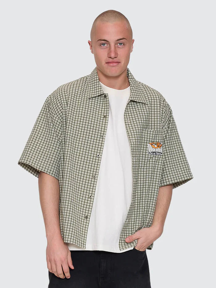 WORSHIP - On Leave Box Fit Short Sleeve Shirt - CALI GREEN