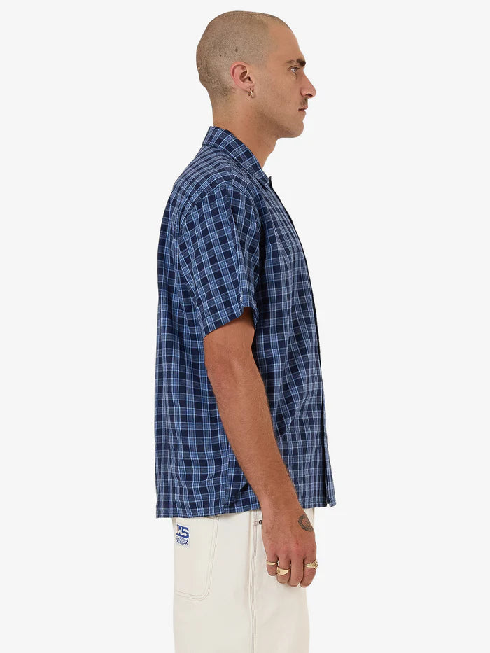 WORSHIP - Removal Short Sleeve Shirt - Bell Air Blue