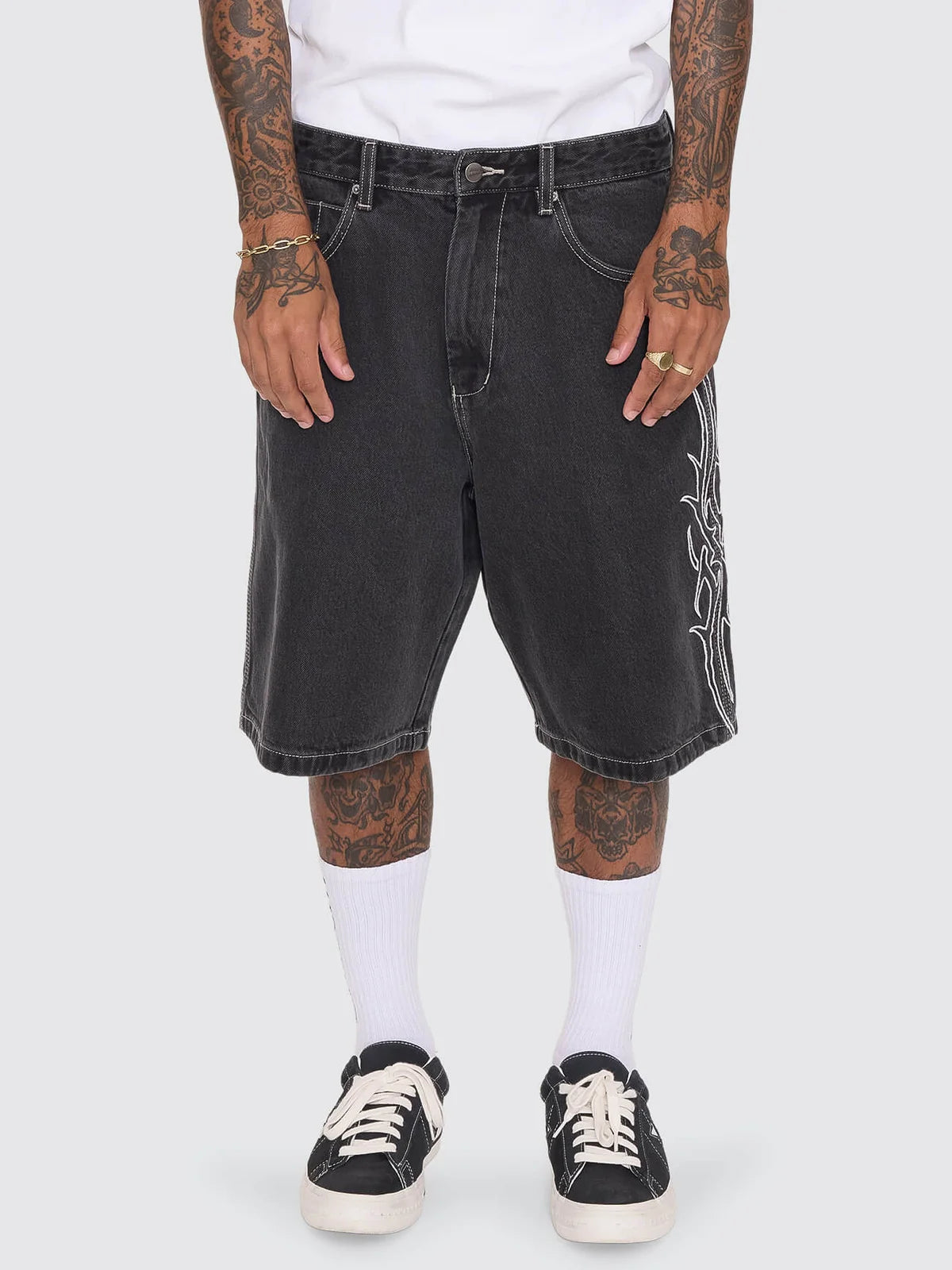 WORSHIP - PITTED BIG DAWG JEAN SHORT - USED BLACK