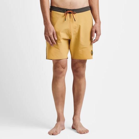 ROARK - Chiller Boardshorts 17" - Dusty Gold