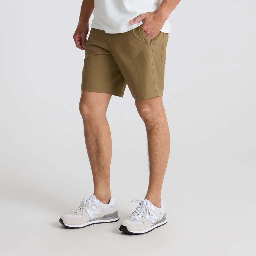 ROARK - Layover Pro Traveler Short - Dark Khaki
