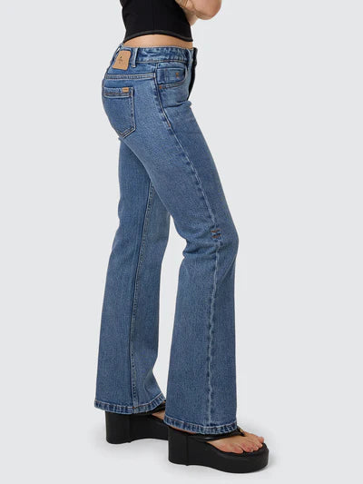 THRILLS - Alicia Low Rise Stretch Bootcut Jean - STONED BLUE
