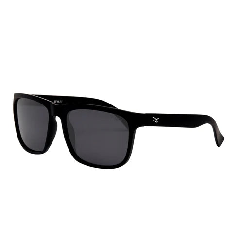 I-SEA EYEWEAR - WYATT - BLACK / SMOKE POLARISED LENS