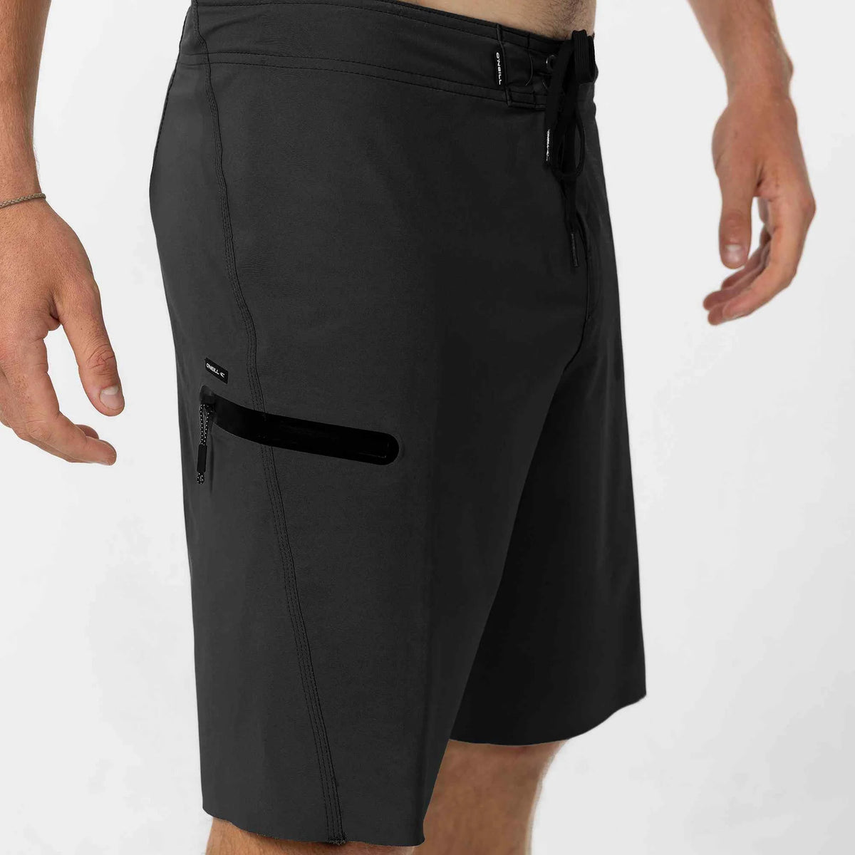 O'NEILL - Hyperfreak Tech Solid 19 - BLACK