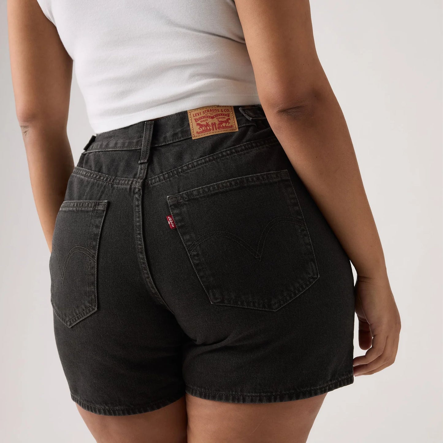 LEVI'S - Cinch Mid Thigh Short - OPEN MIND