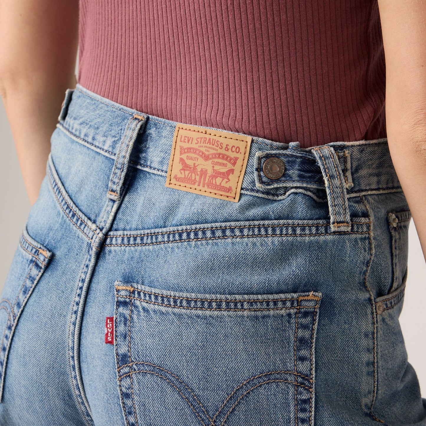 LEVI'S - Cinch Mid Thigh Short - LIFT UP SHORT