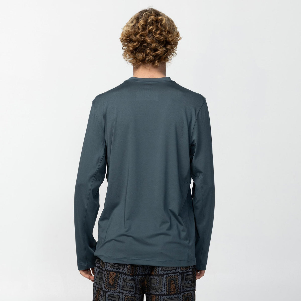 O'NEILL  - Dawn UPF LS Tee -  DARK SLATE