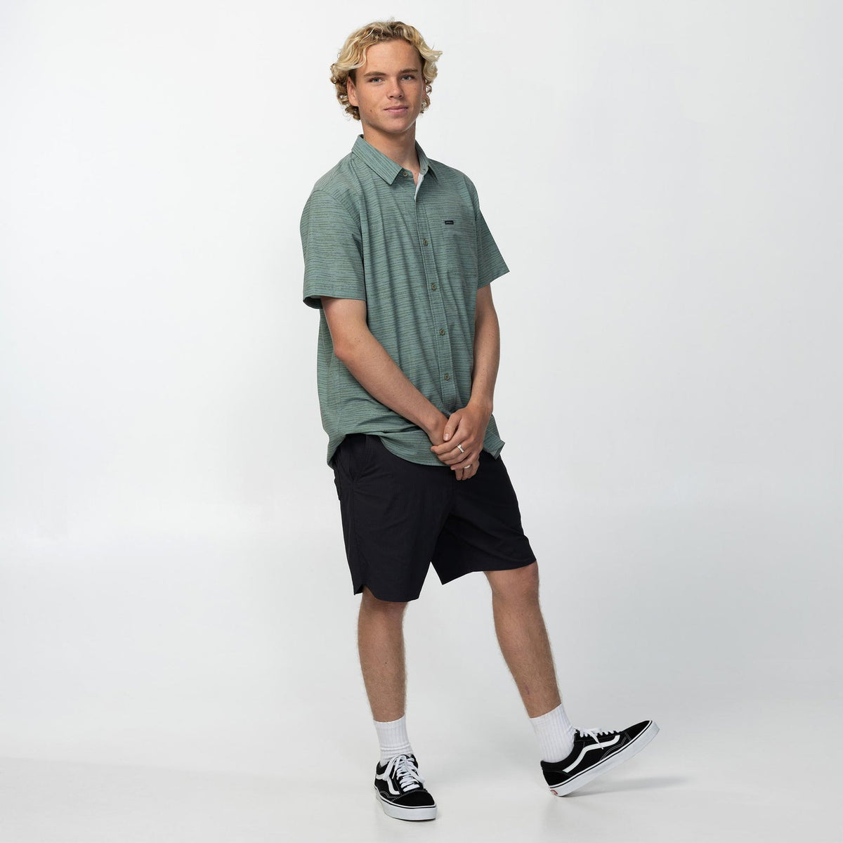 O'NEILL - TRVL UPF Traverse Stripe Standard - SAGE GREEN