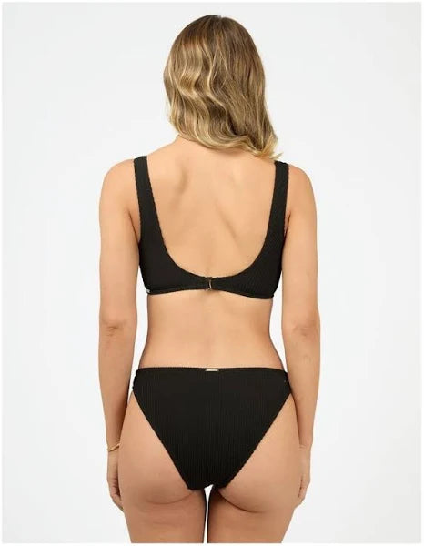 ALL ABOUT EVE -  Phoenix Full Support Bralette D-DD - Black