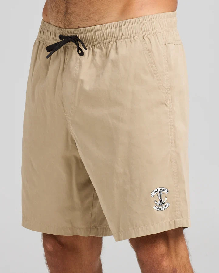 THE MAD HUEYS - Skull Anchor 18" Volley SHORT - TAUPE