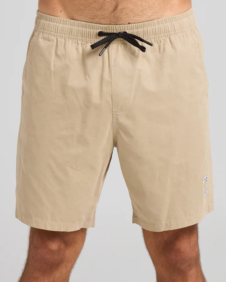 THE MAD HUEYS - Skull Anchor 18" Volley SHORT - TAUPE