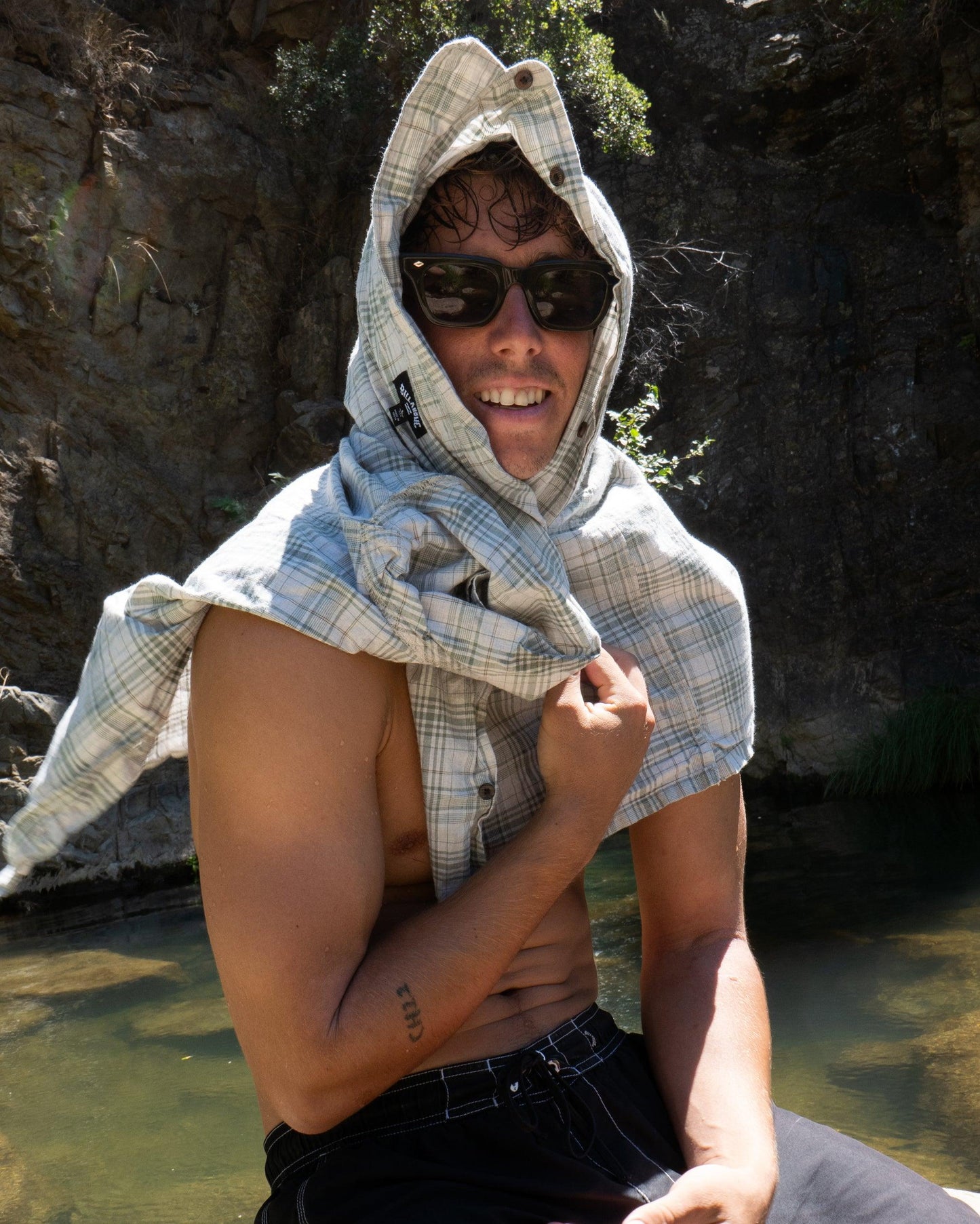 EPOKHE EYEWEAR - Stereo X Eithan Osborne - Army Green/Polished Black