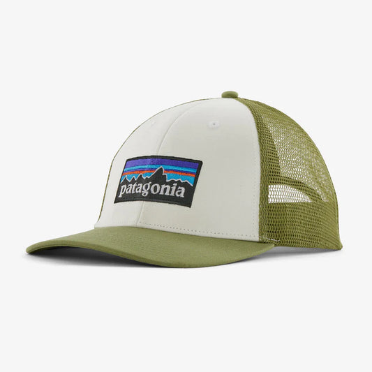 PATAGONIA - P-6 Logo LoPro Trucker Hat - White w/Buckhorn Green