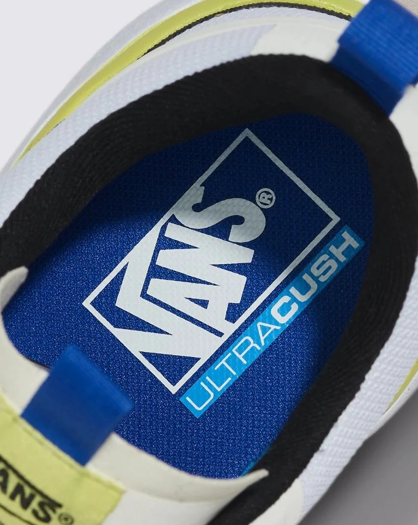 VANS - Ultra Range Exo - TRUE WHITE/MULTI