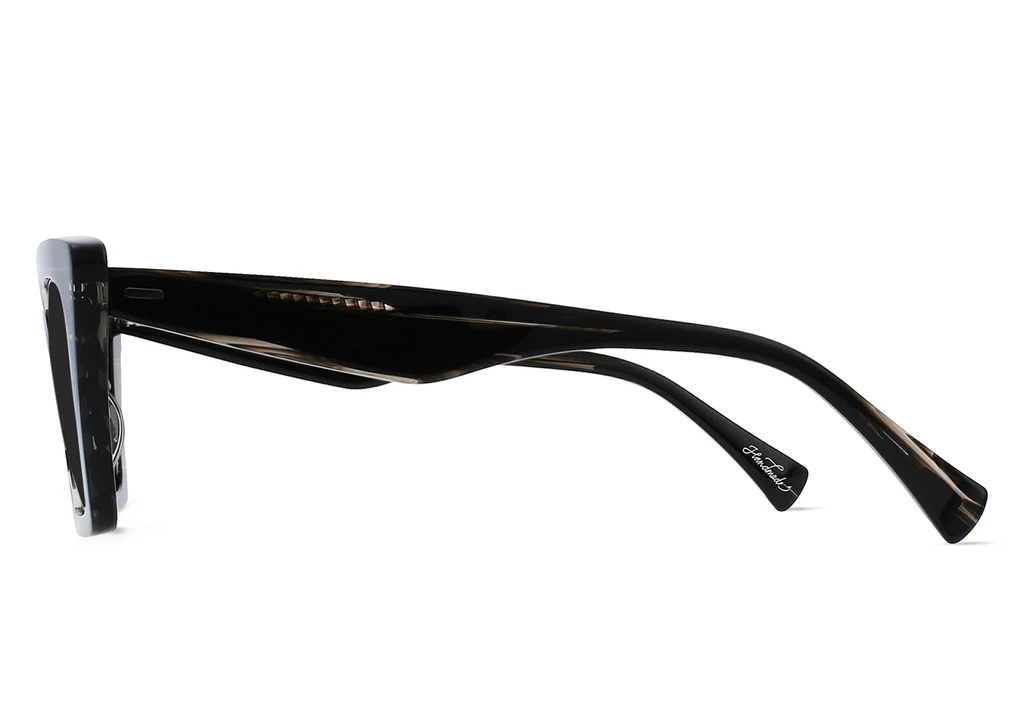 RAEN - Keera - Licorice / Dark Smoke
