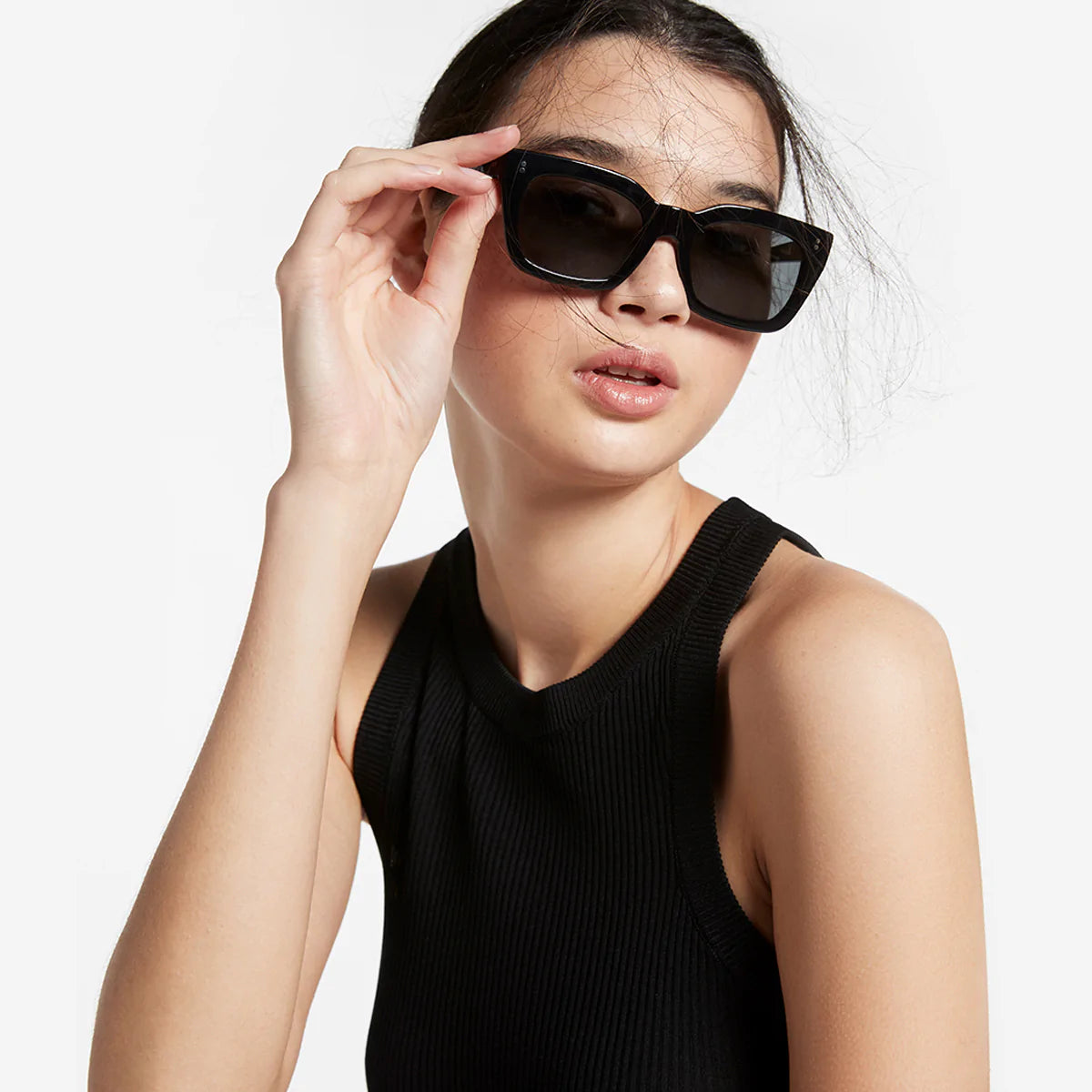 STATUS ANXIETY - Sunglasses Antagonist - Black